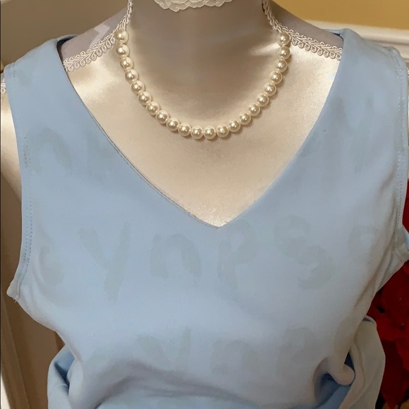 Two-Piece Set - Picture 4 of 7